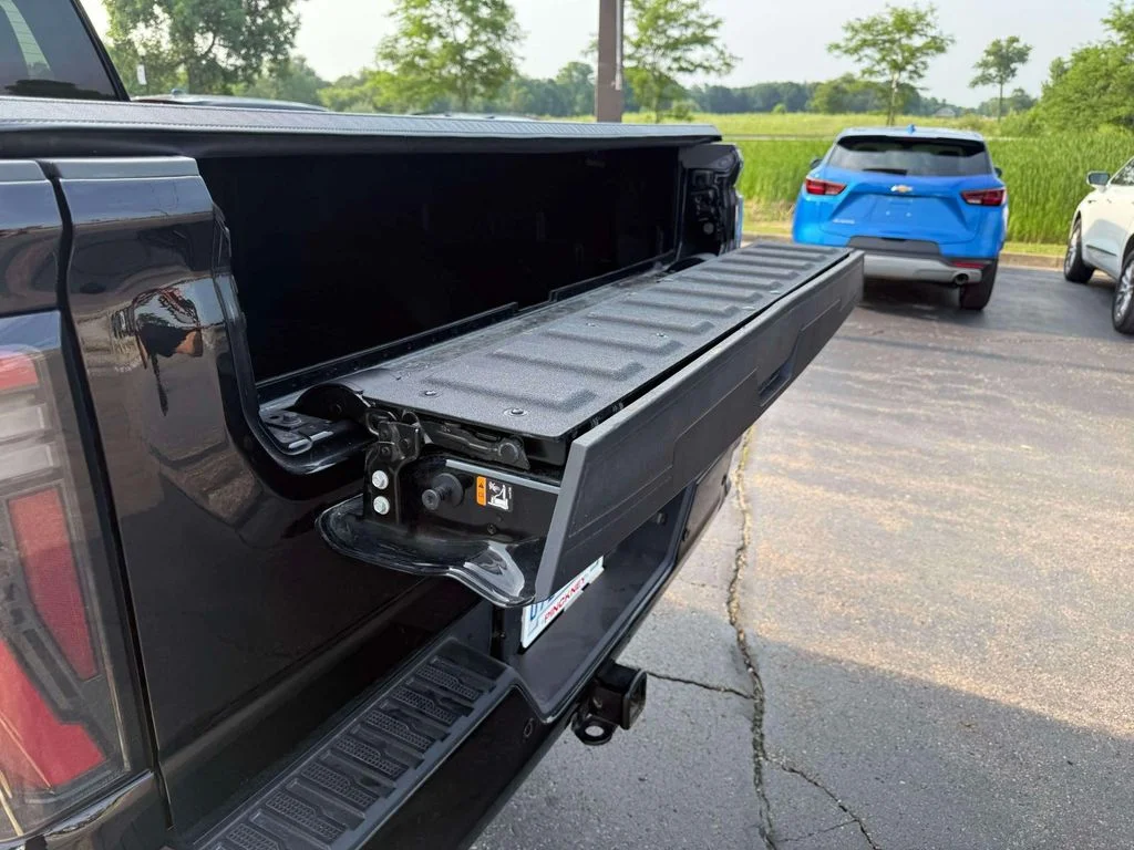 Used 2025 Black GMC AT4X image 10