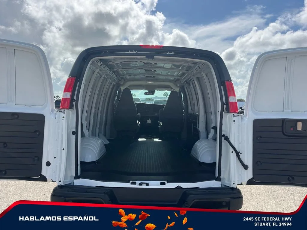 New 2026 Summit White GMC Work Van image 11