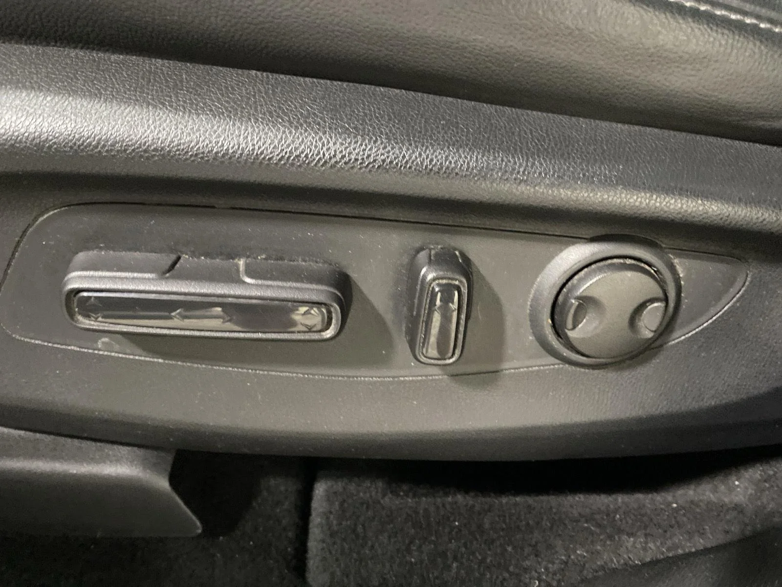 Used 2023 Lunar Silver Metallic Honda EX-L image 21