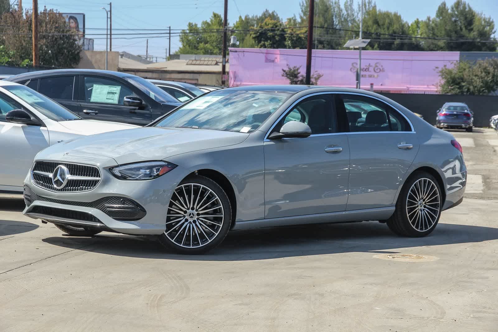 New 2026 MANUFAKTUR Alpine Grey Mercedes-Benz C 300 image 1