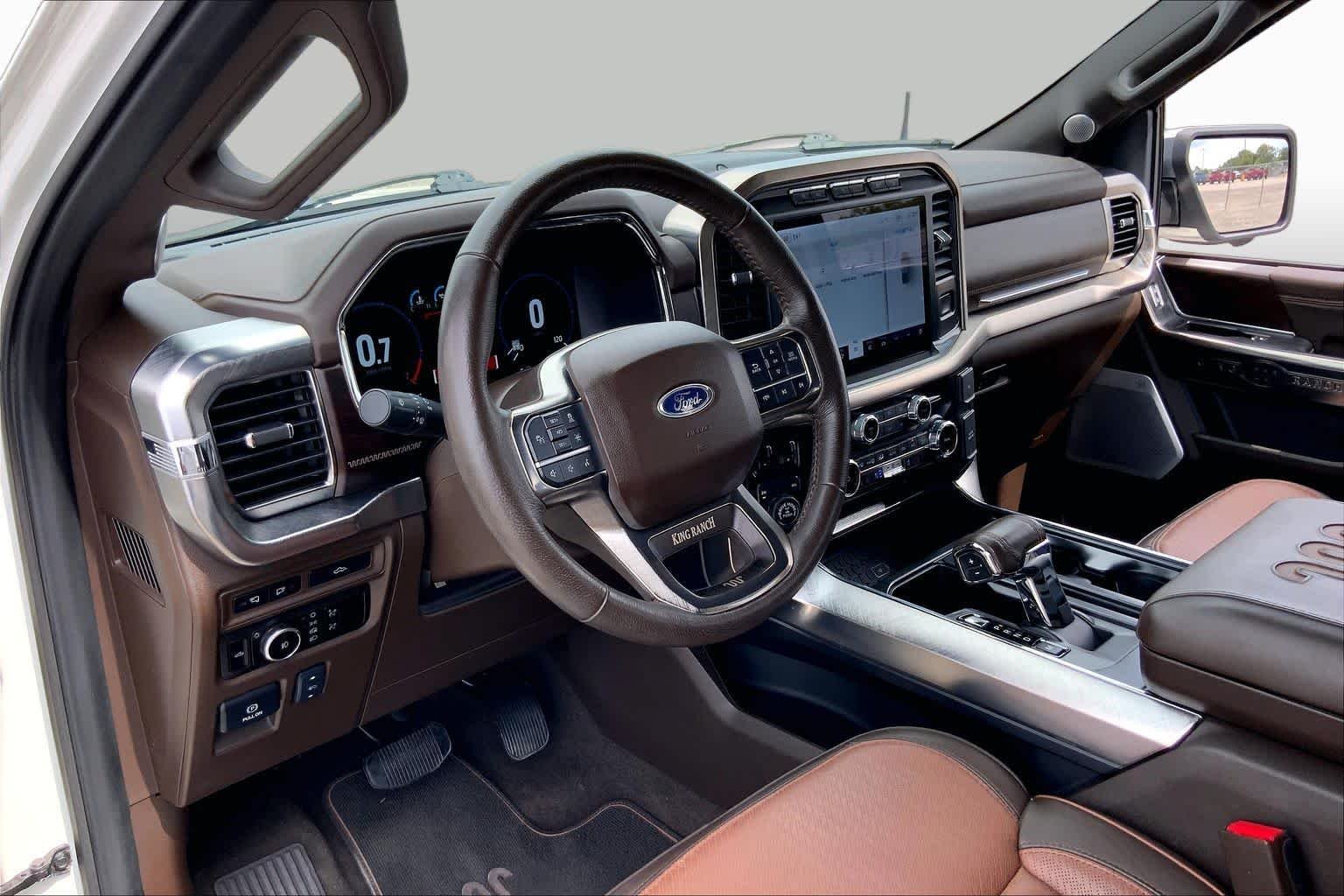 Used 2023 Star White Metallic Tri-Coat/Stone Gray Ford King Ranch image 17