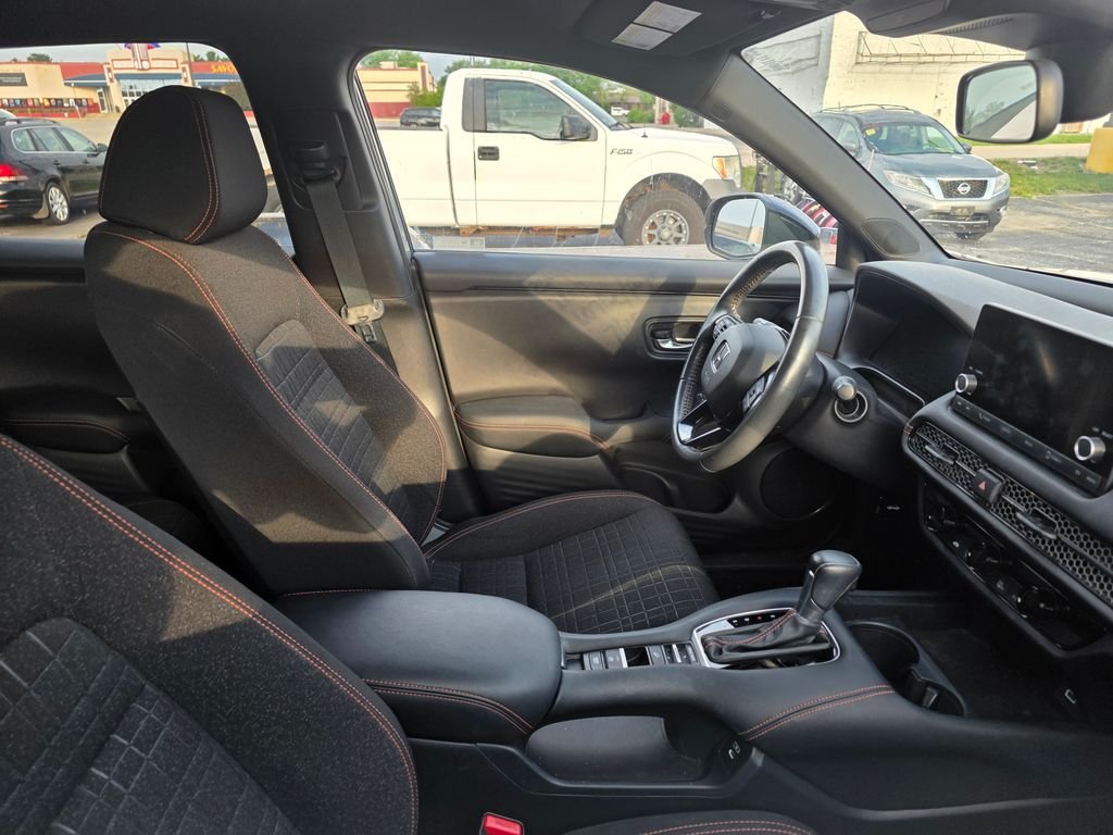 Used 2024 Urban Gray Honda Sport image 5