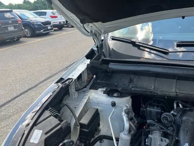 Certified Used 2025 White / Black Nissan Platinum image 23