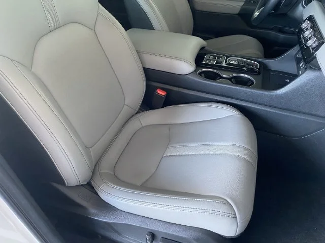 2025 Honda Pilot Touring - Photo 9
