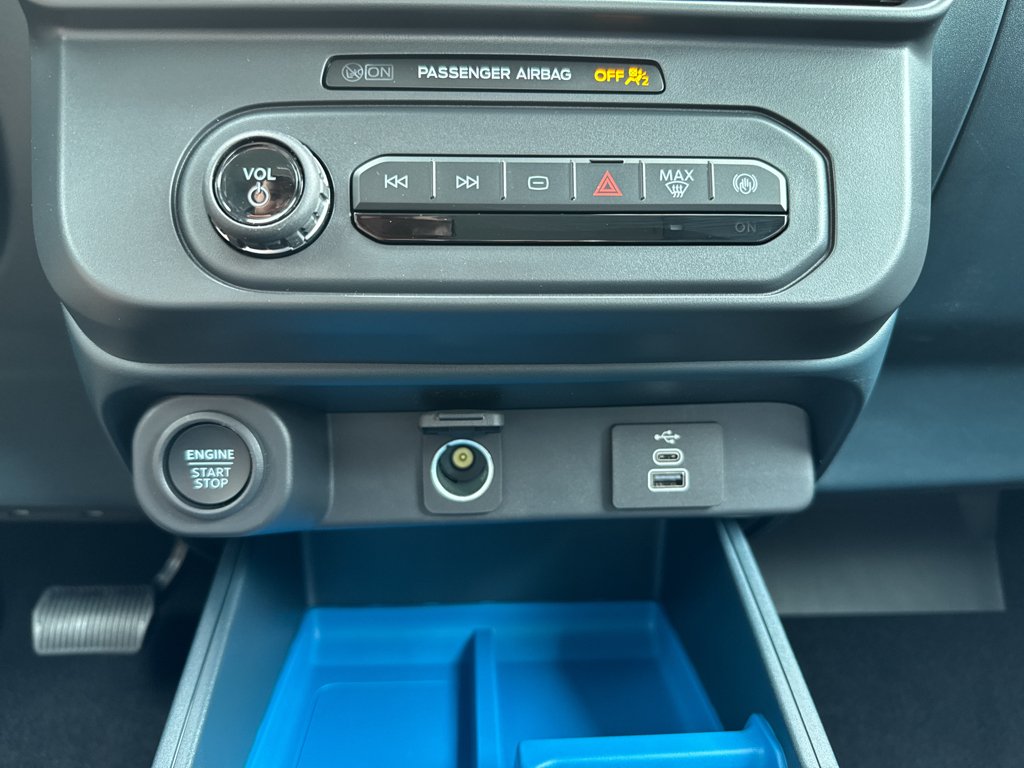 New 2026 Oxford White Ford XLT image 21