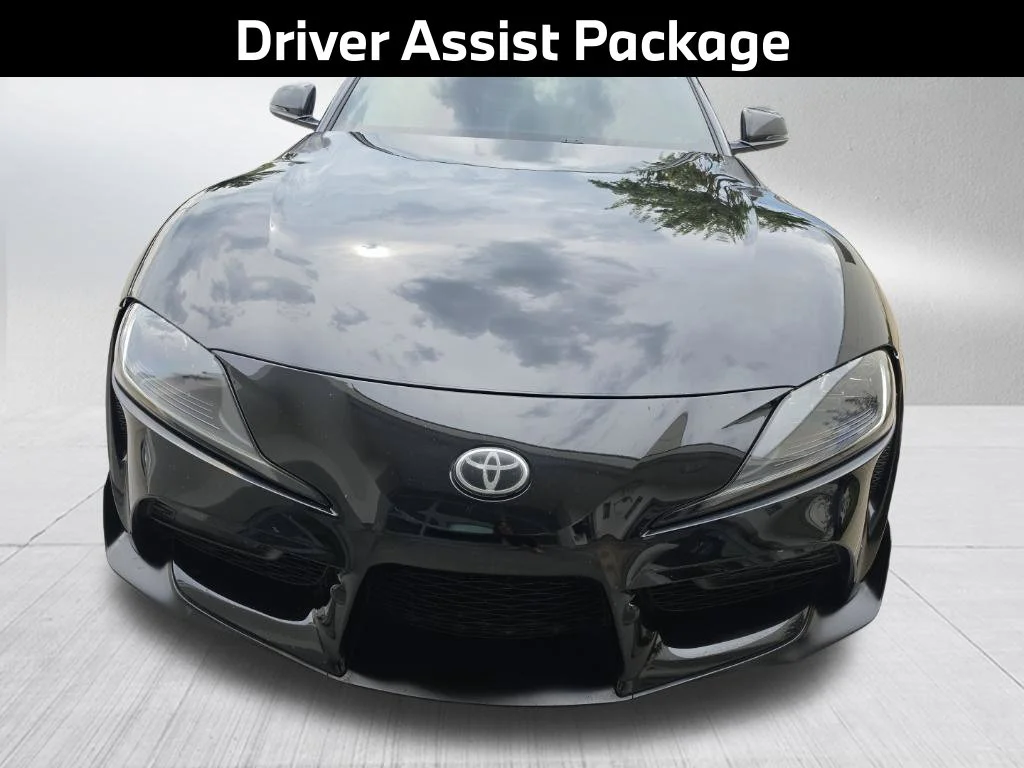Used 2020  Toyota 3.0 image 3