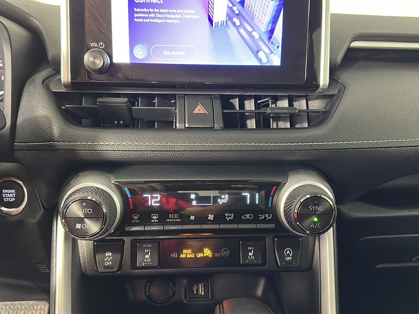 Used 2025 Ice Cap Toyota XLE image 14