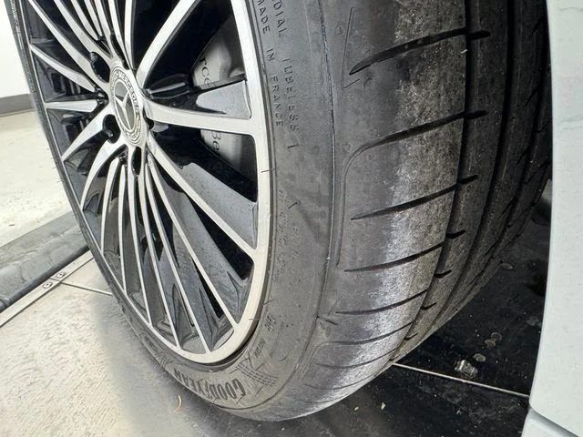New 2026  Mercedes-Benz C 300 image 11