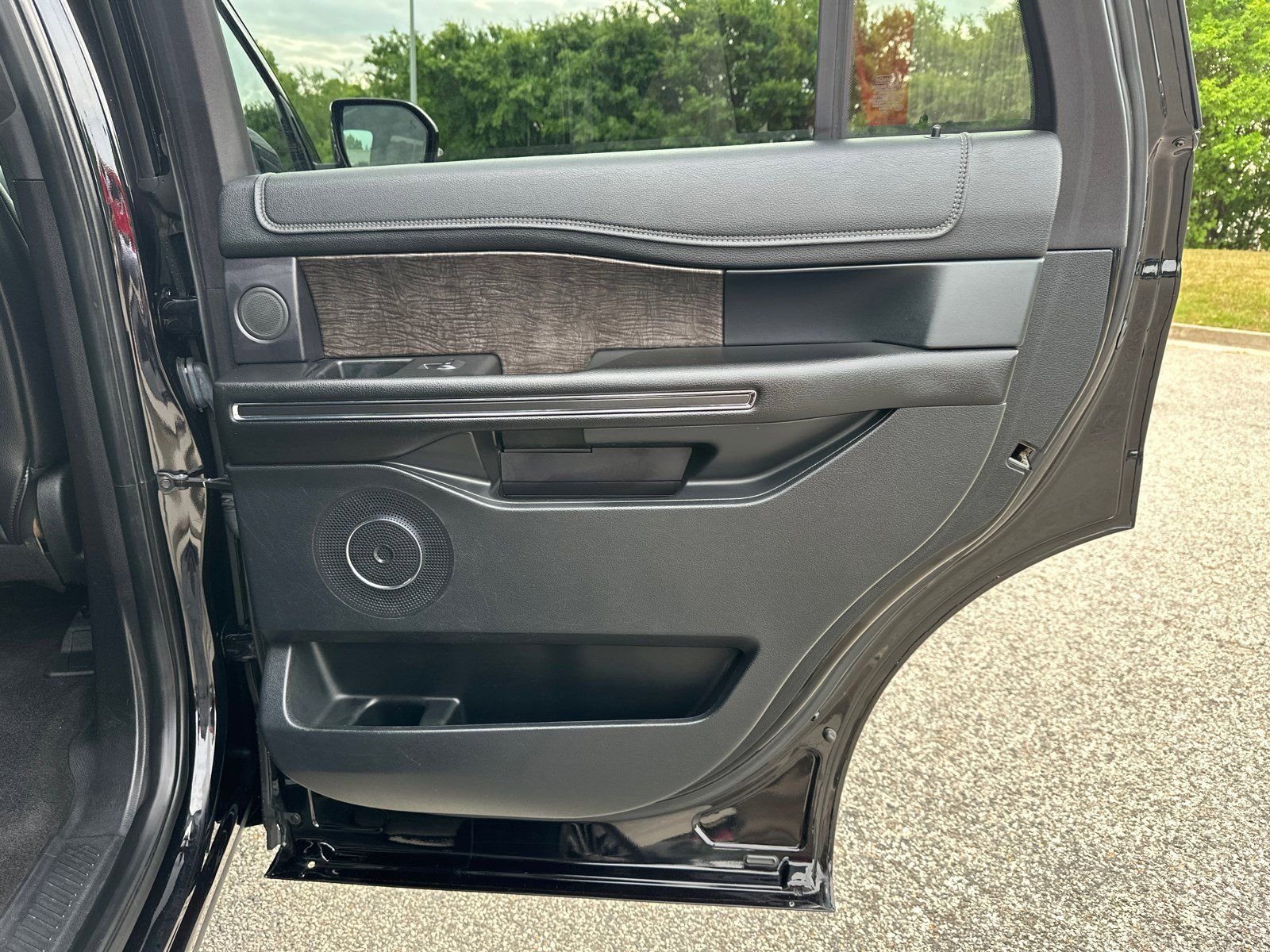Used 2019 Black Ford Limited image 15