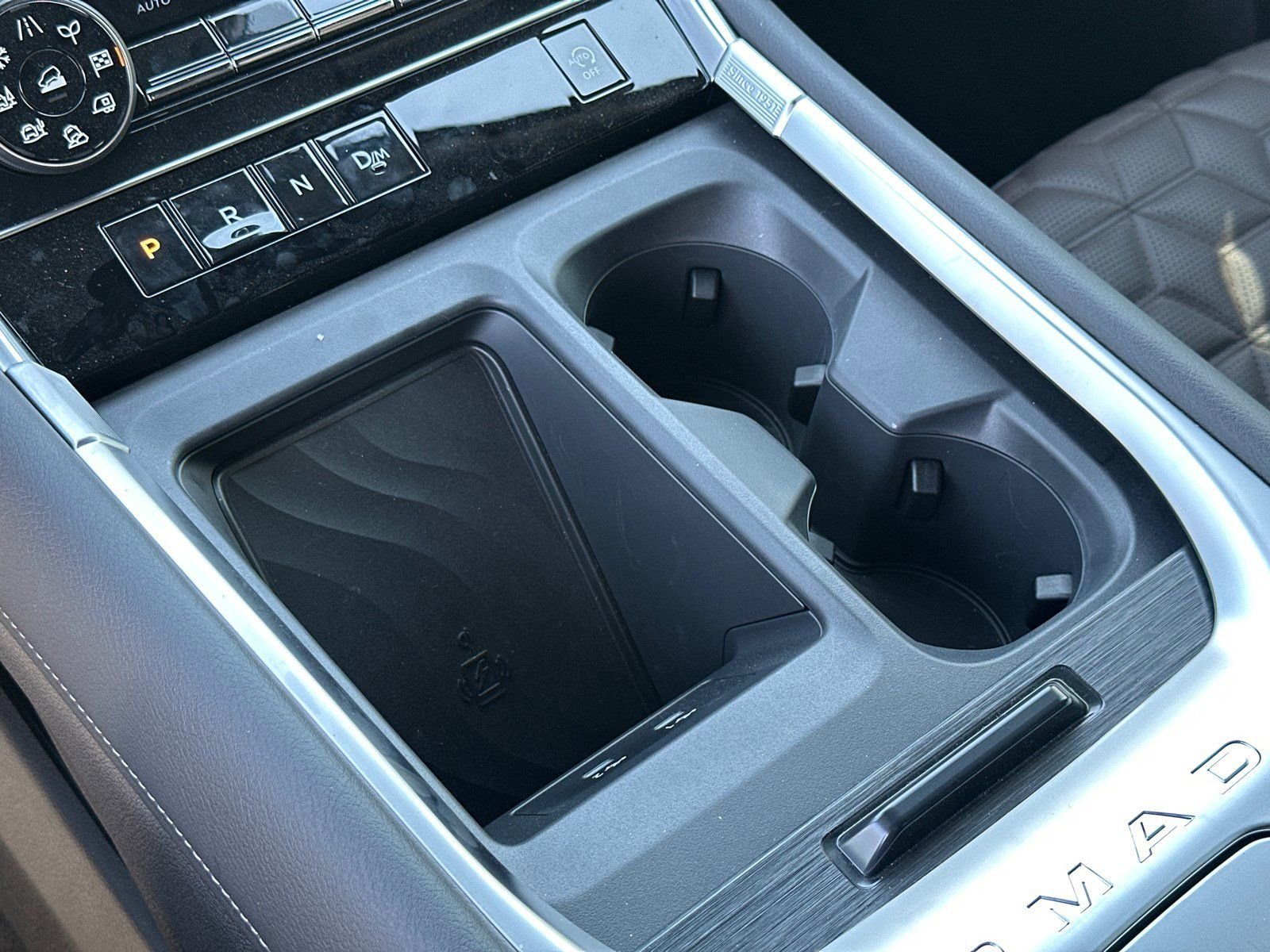 New 2026 White Nissan Platinum image 39