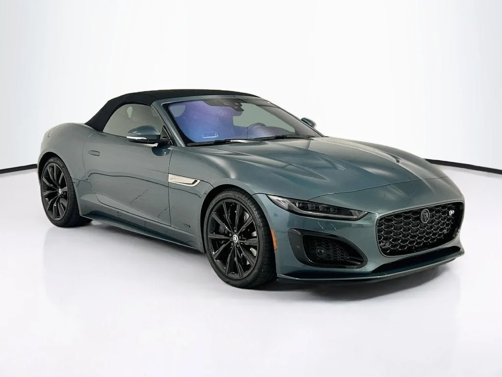 2024 Jaguar F-Type R75 - Photo 11