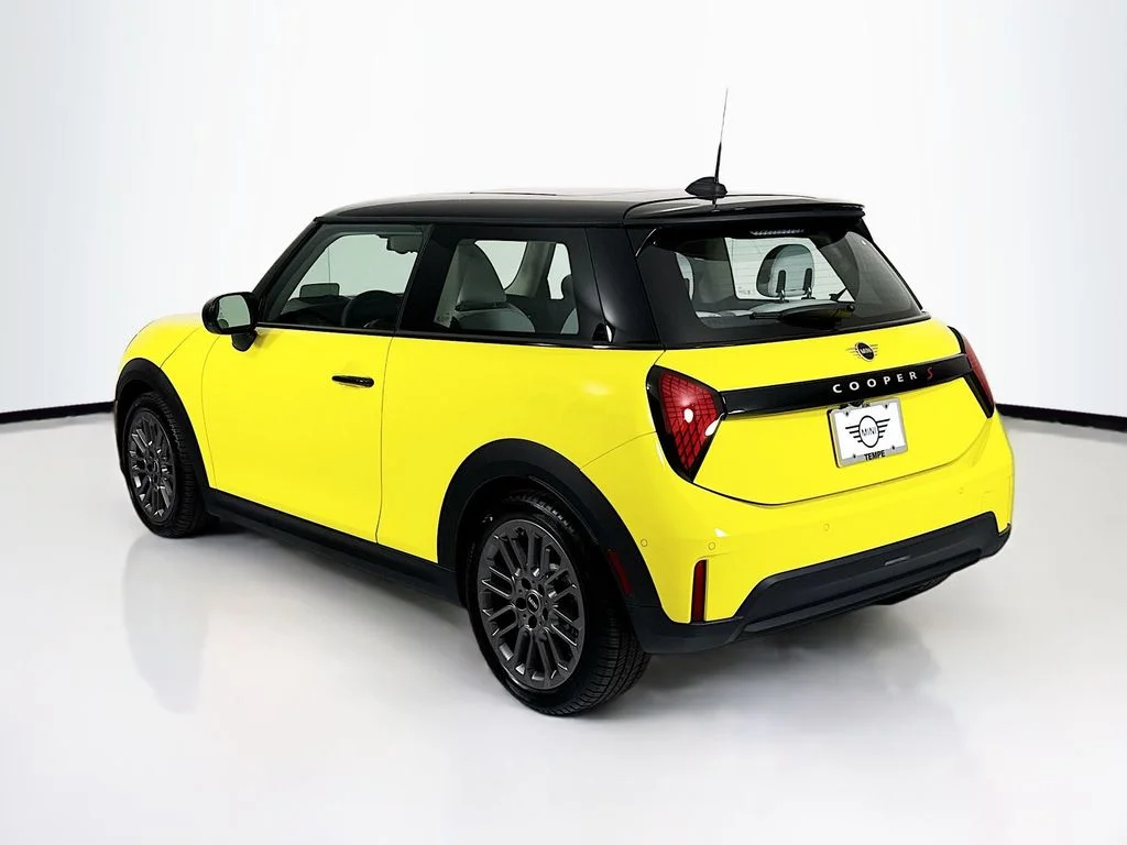 2025 MINI Hardtop 2 Door S - Photo 7