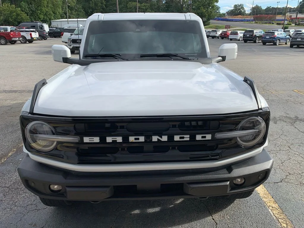 Used 2025 White Ford Outer Banks image 1