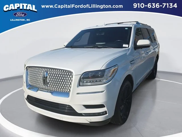 Used 2021 White Lincoln Reserve image 1