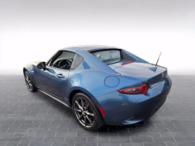 Used 2018 Blue Mazda Grand Touring image 5
