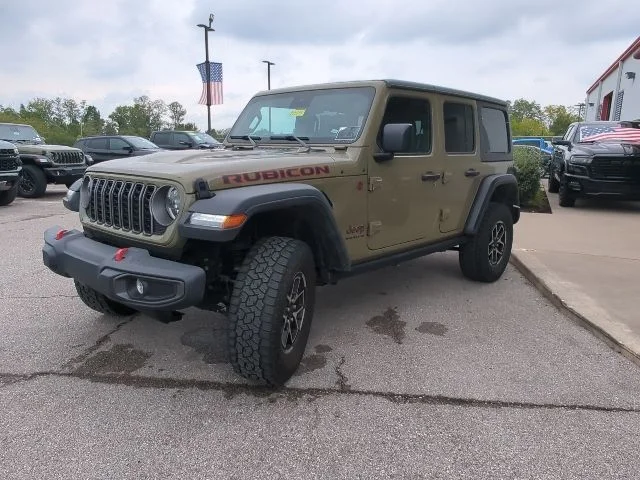 Used 2025 Green Jeep Rubicon image 5