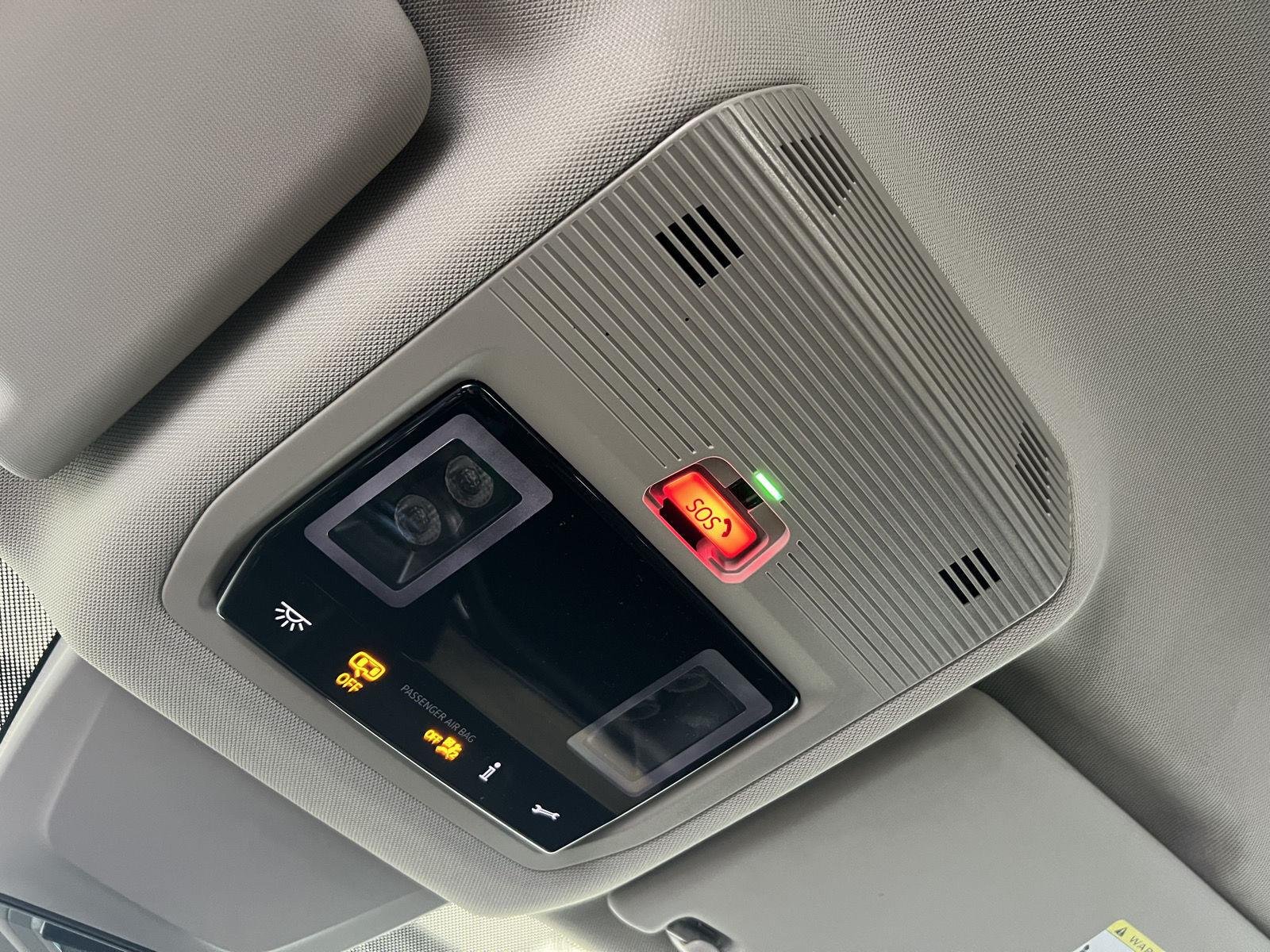 2025 Volkswagen Atlas SE w/Tech - Photo 20