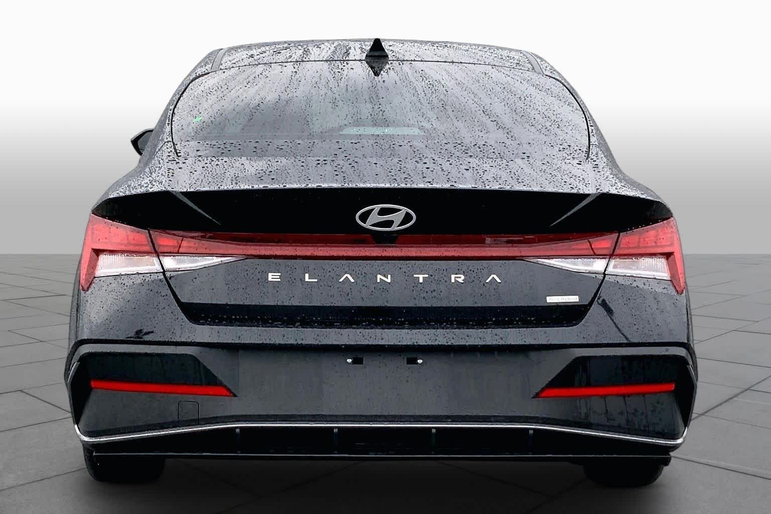 Used 2025 Abyss Black Hyundai Blue image 9