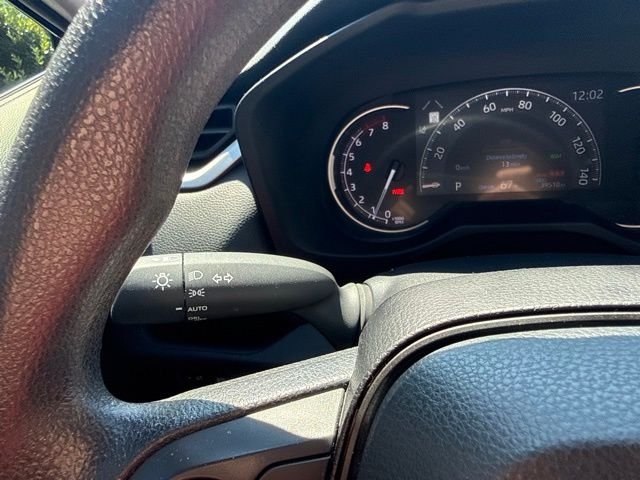 Used 2024  Toyota XLE image 30