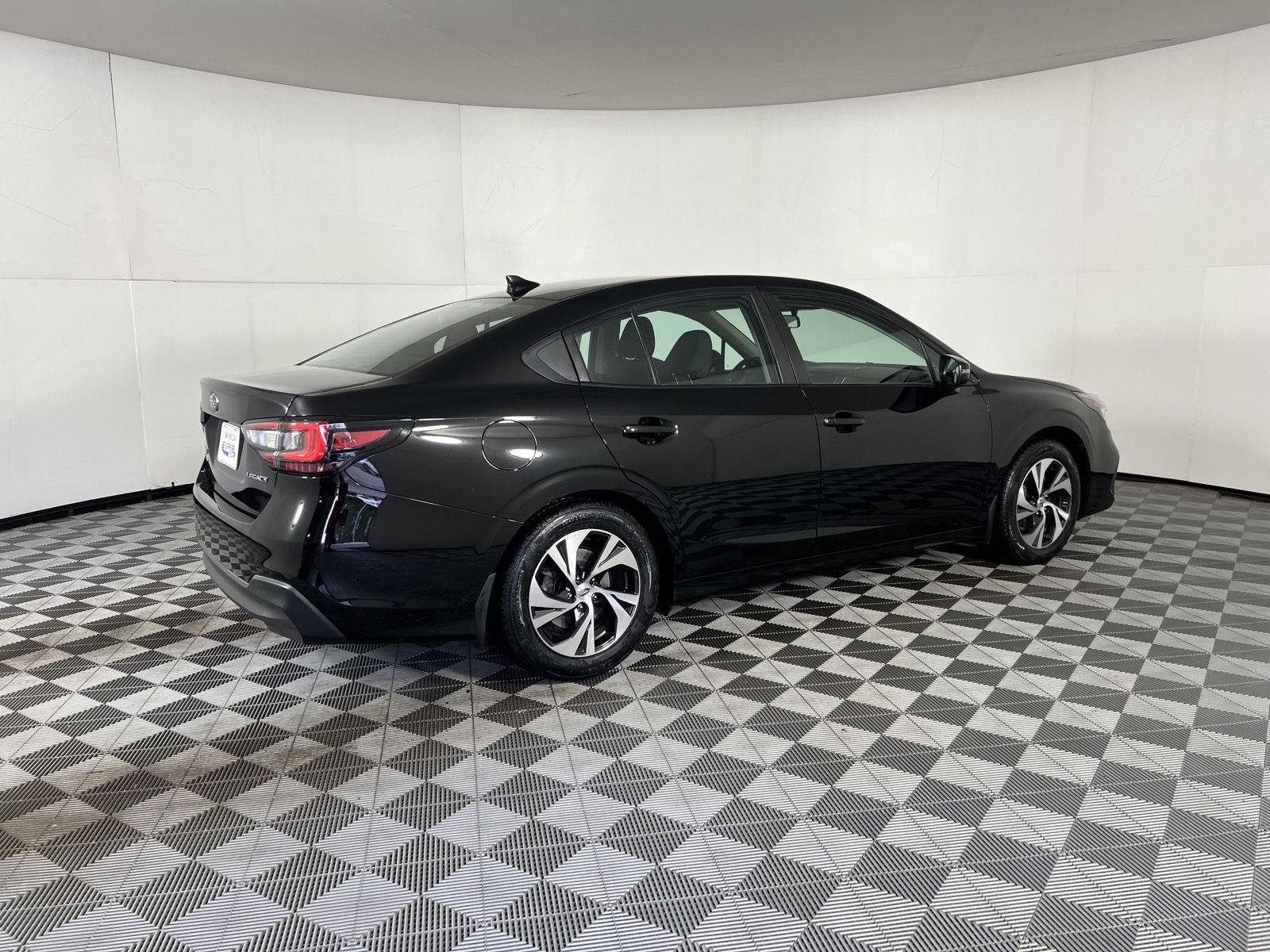 Used 2024 Crystal Black Silica Subaru Premium image 25