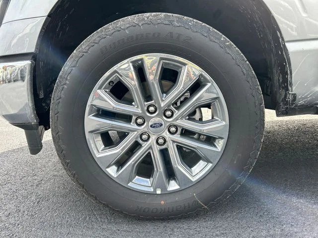 New 2026 Iconic Silver Metallic Ford Lariat® image 26