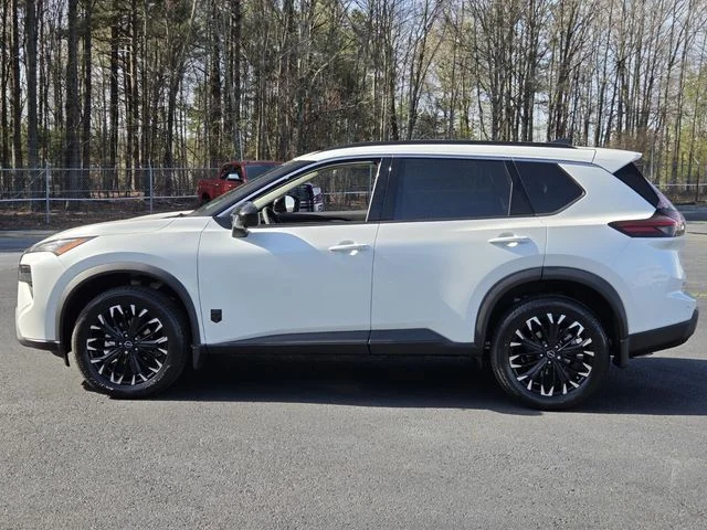 New 2026 Everest White Pearl TriCoat Nissan Dark Armor™ image 2