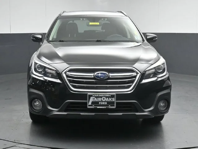 Used 2019 Crystal Black Silica Subaru 2.5i image 2