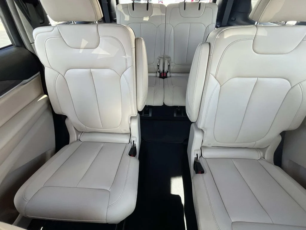 Used 2024 Bright White Clearcoat Jeep Limited image 24