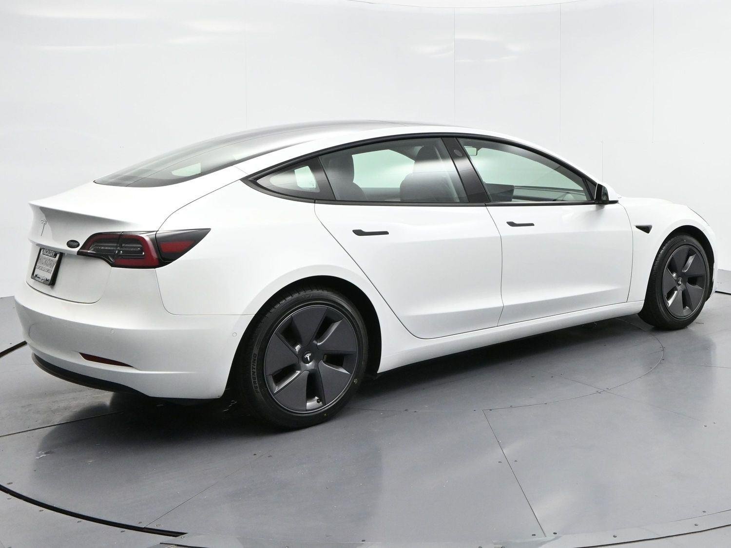 Used 2021 Pearl White Multi-Coat Tesla Standard Range Plus image 7