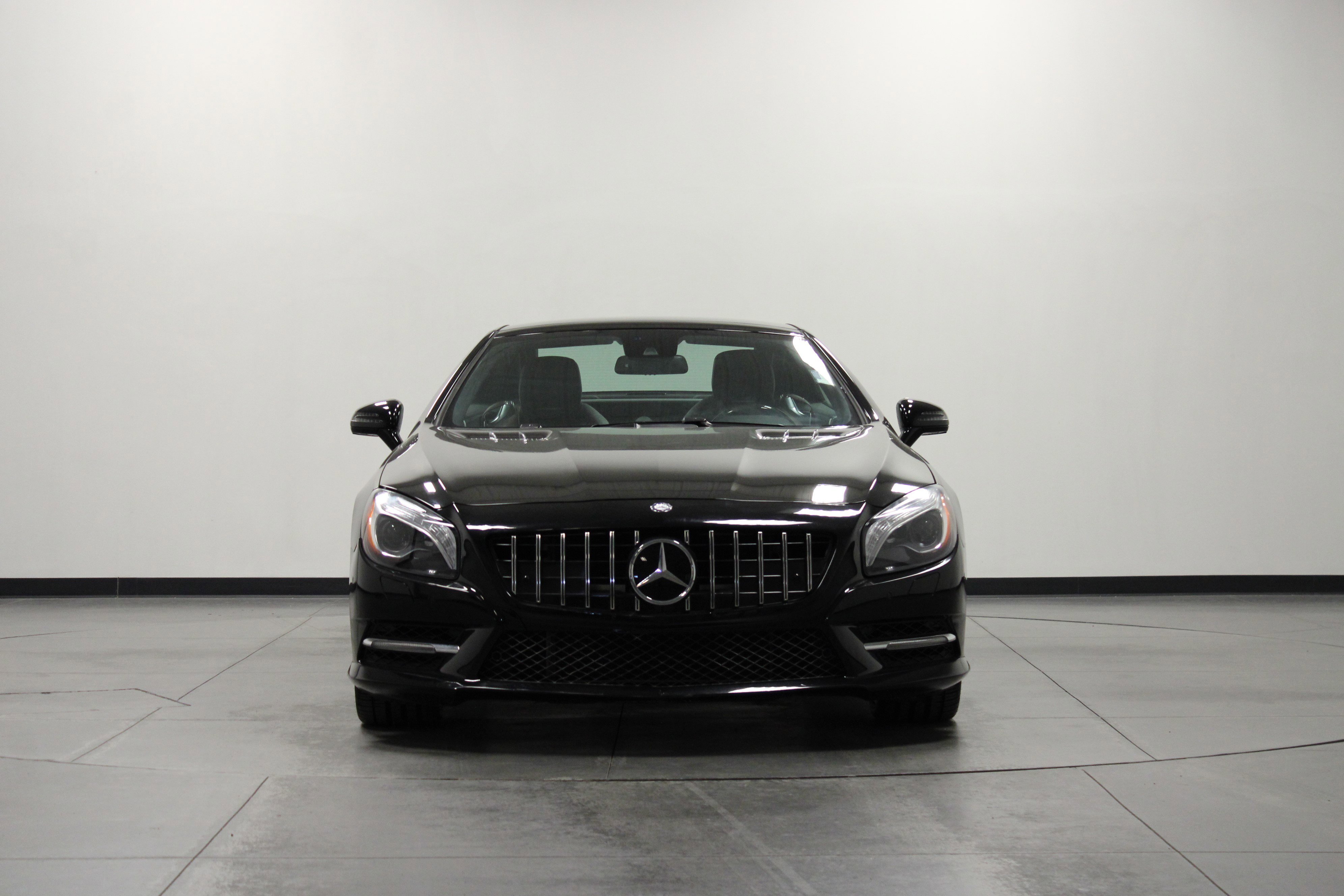 Used 2015 Black Mercedes-Benz SL 400 Roadster image 9