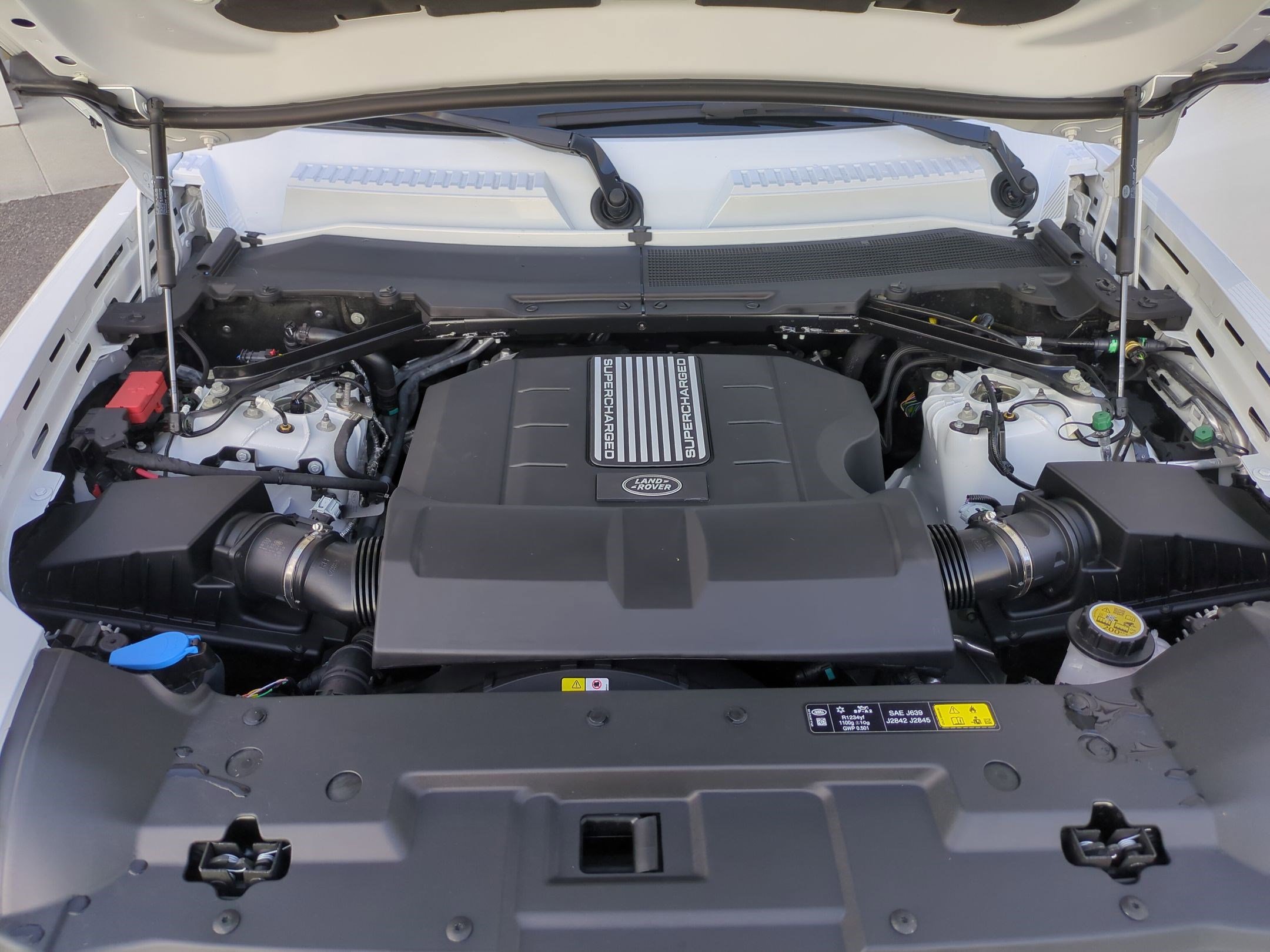 2026 Land Rover Defender V8 - Photo 31