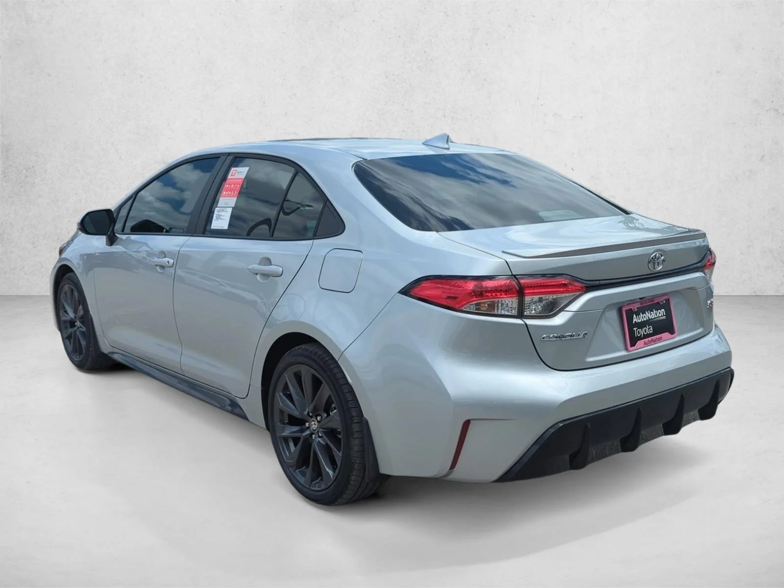 Used 2026 Classic Silver Met Toyota SE image 7