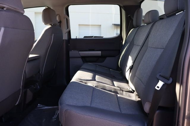 New 2026 Gray Ford XL image 17