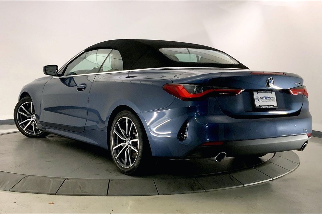 Used 2021 Arctic Race Blue Metallic BMW  image 9