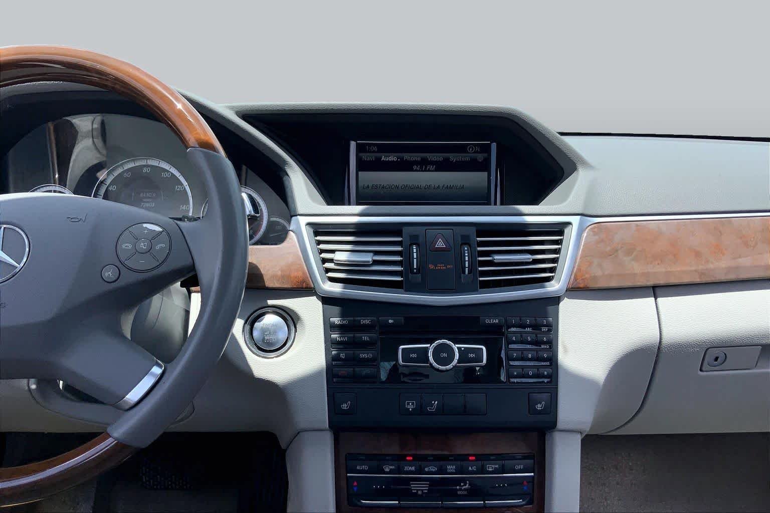 Used 2013 Palladium Silver Metallic Mercedes-Benz E 350 Luxury image 7