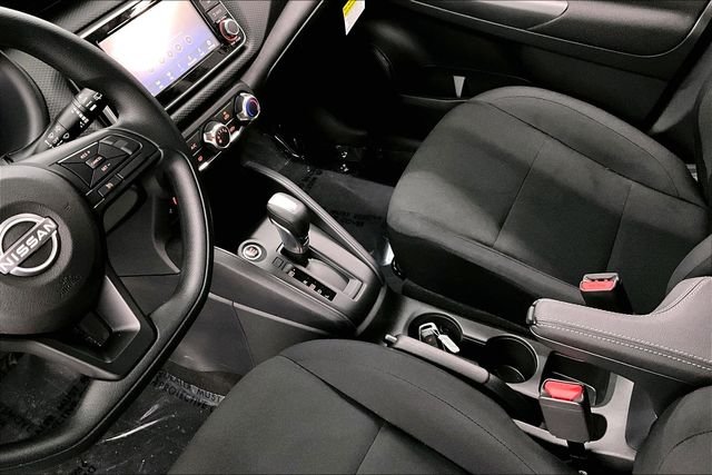 2025 Nissan KICKS PLAY Base - Photo 8
