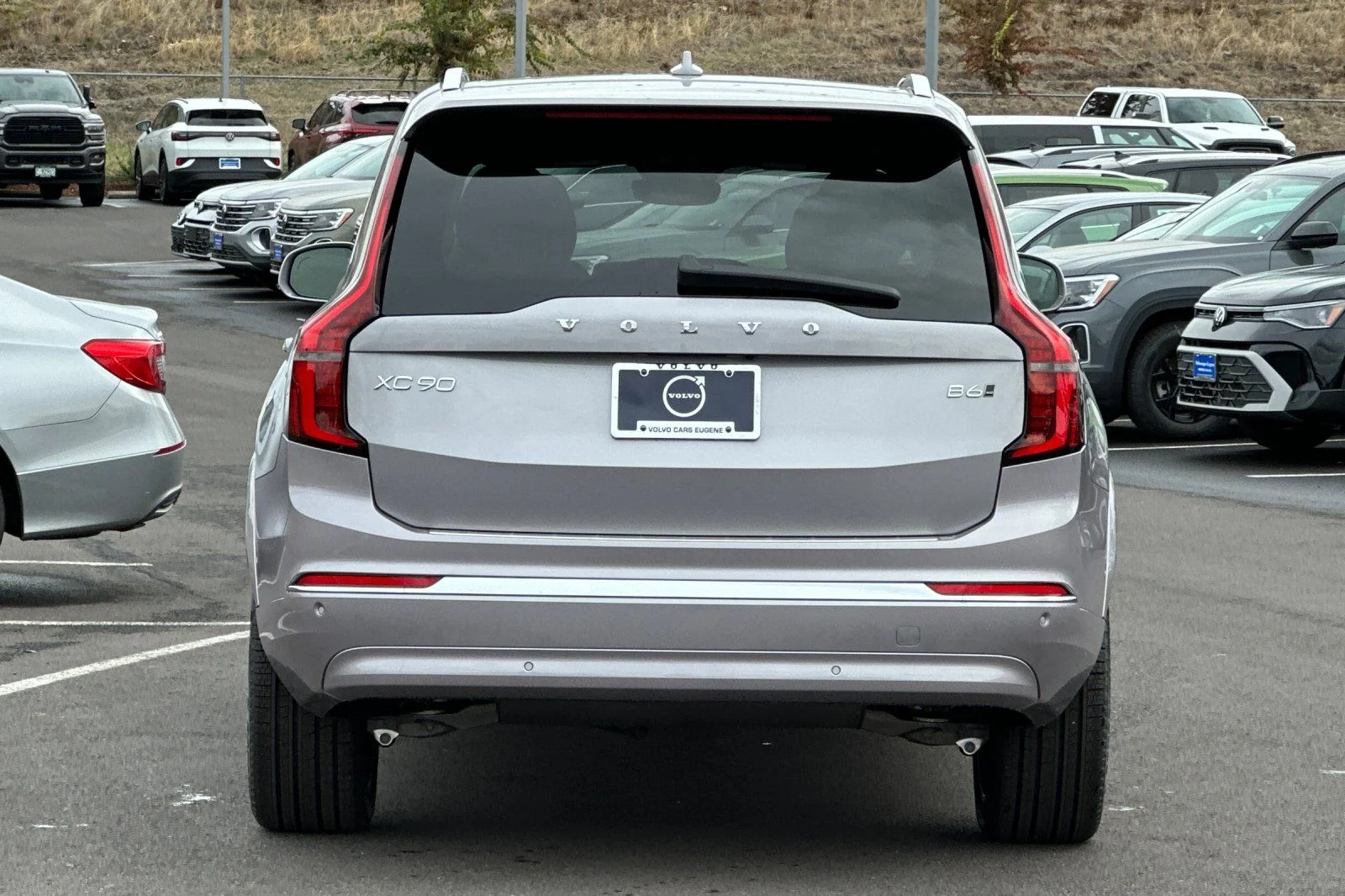 2026 Volvo XC90 Plus - Photo 4
