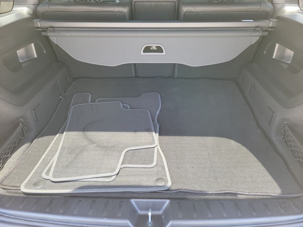 Certified Used 2026 Silver Mercedes-Benz GLB 250 image 9
