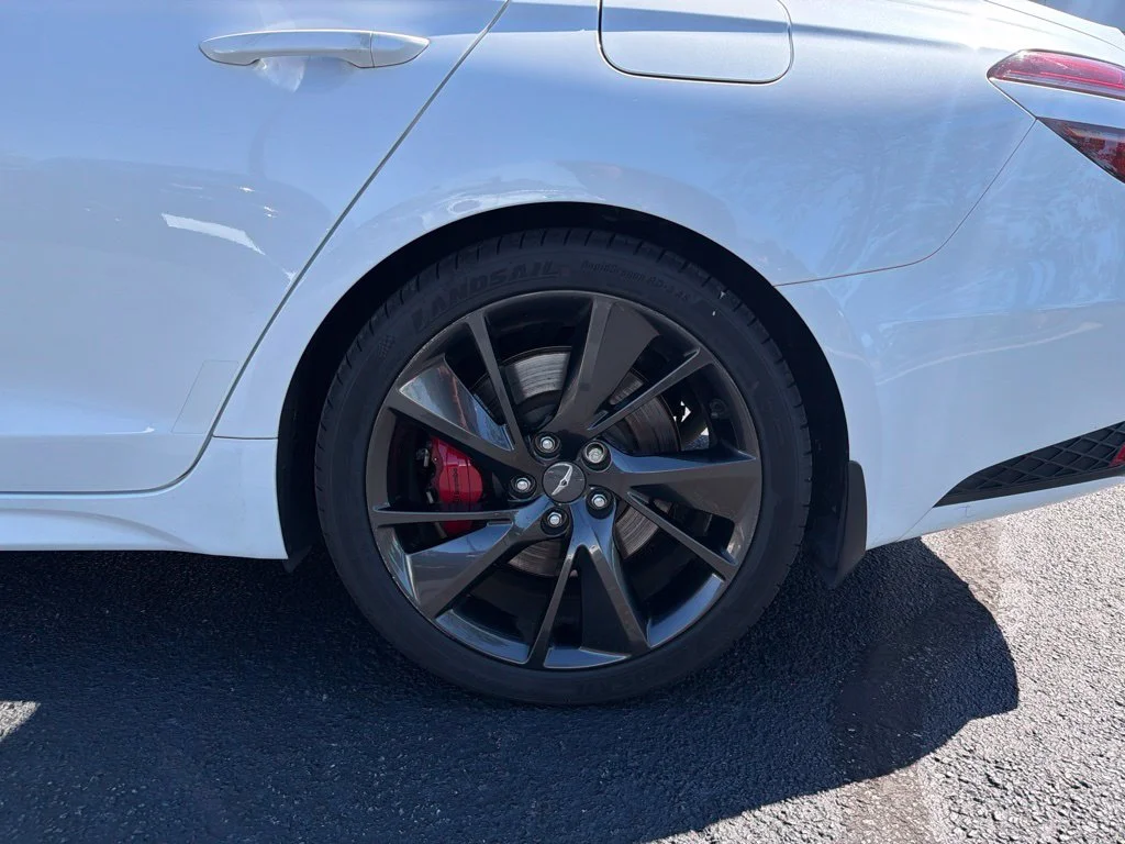 Used 2023 White Genesis 3.3T image 22