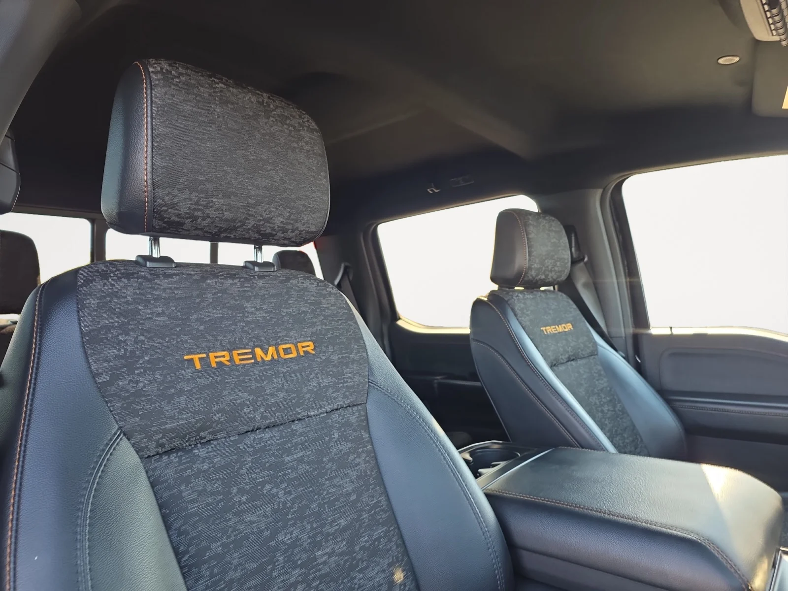 Used 2023 Agate Black Metallic Ford Tremor image 11