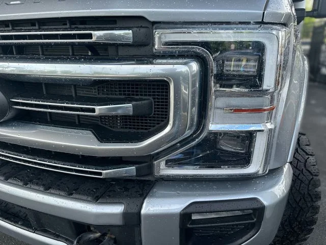 Used 2022 Silver Ford Platinum image 9