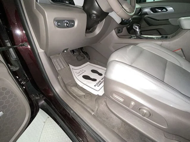 Used 2021 Red Chevrolet Premier image 12