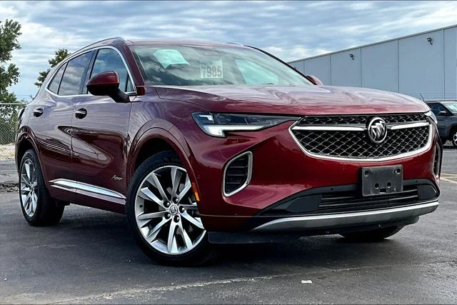 Used 2022 Red Buick Avenir image 2