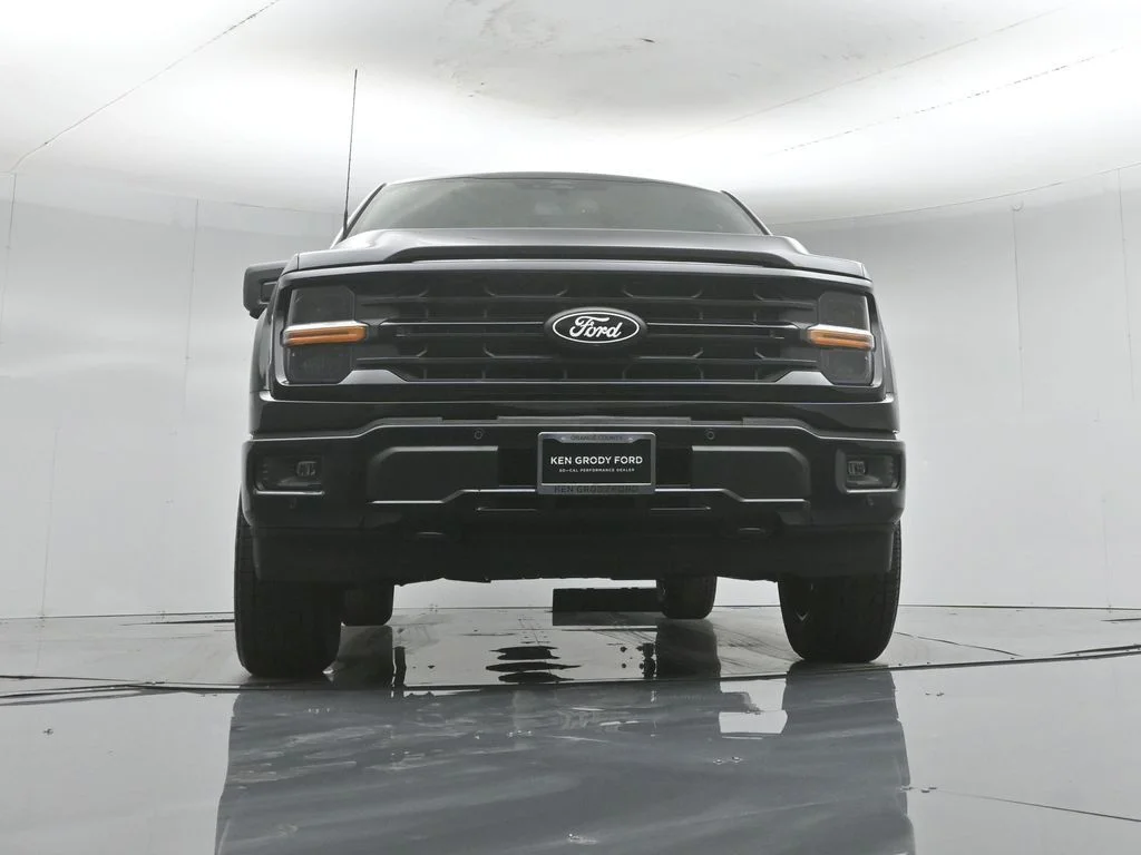 New 2026 Agate Black Metallic Ford XLT image 46