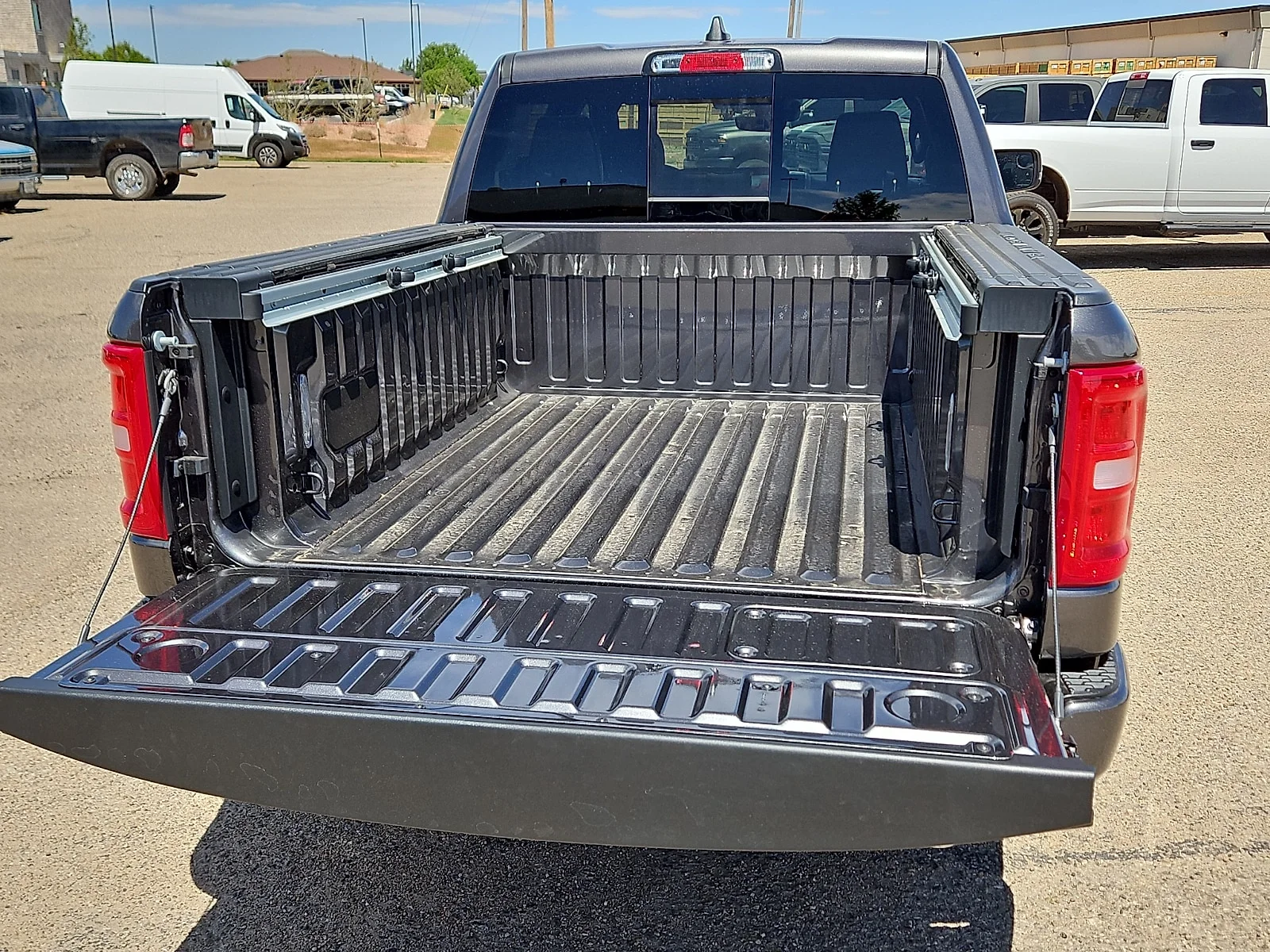 New 2026 PAU Granite Cry Ram LARAMIE CREW CAB 4X4 5
