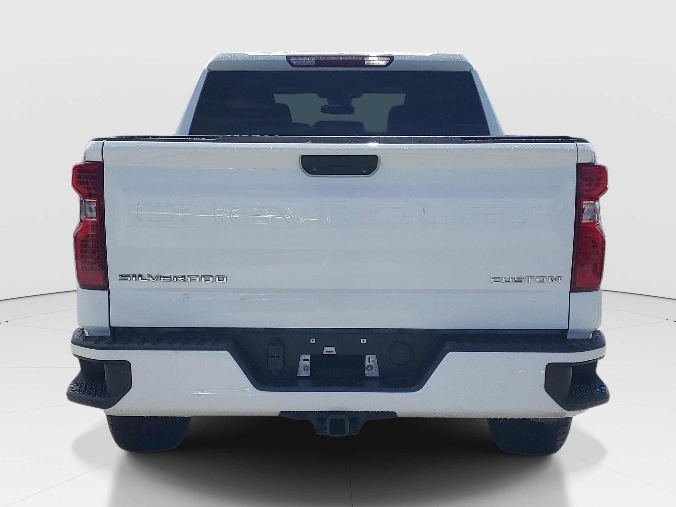 Used 2022 Summit White Chevrolet Custom image 6