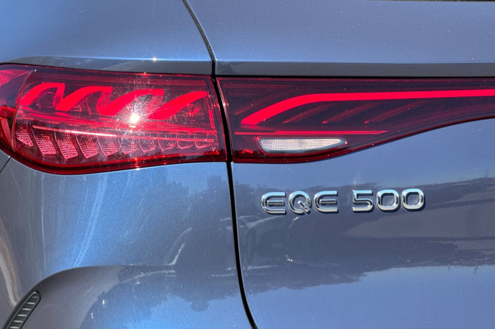 Certified Used 2023 Blue Mercedes-Benz 500 SUV image 17
