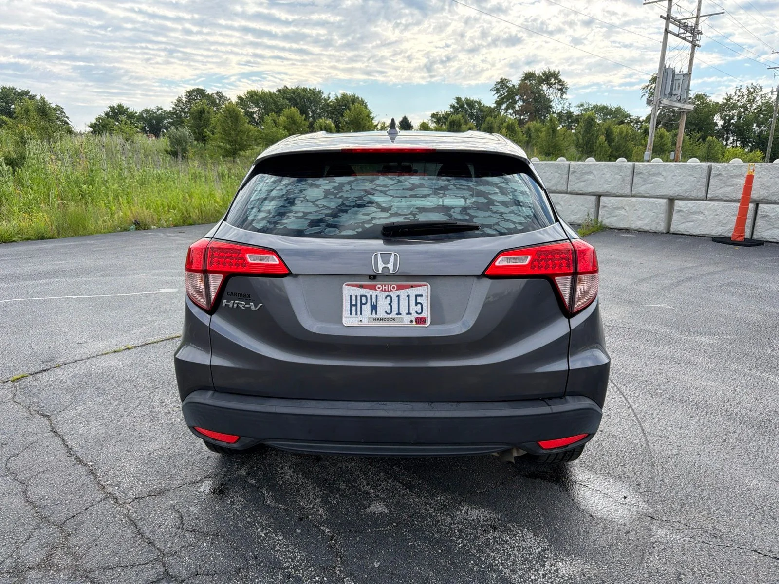 Used 2016 Modern Steel Metallic Honda LX image 5