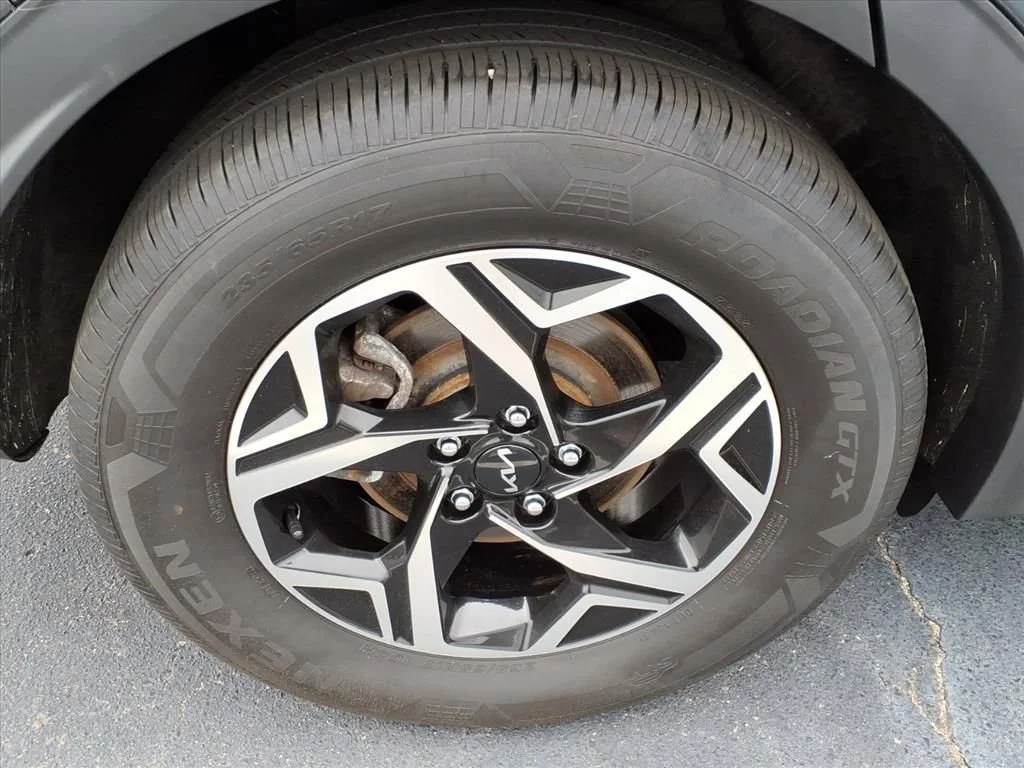 Used 2024 Gray Kia LX image 7