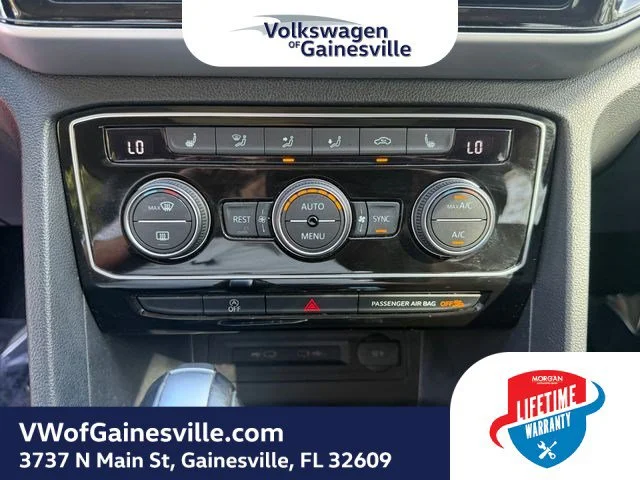 Used 2023 Pure White Volkswagen 3.6L V6 SE w/Technology image 25